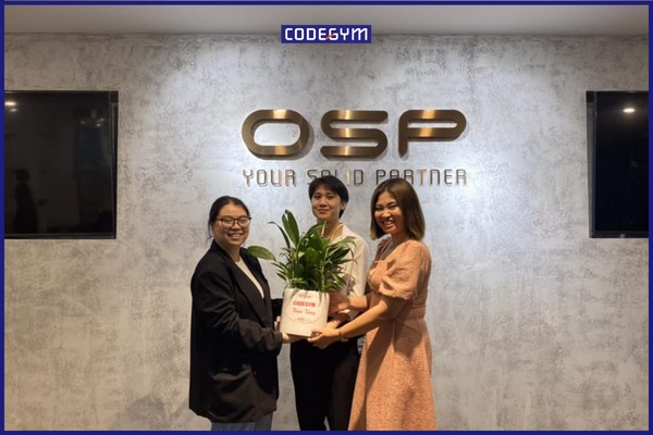 Học viên CodeGym Hà Nội thăm quan doanh nghiệp OSP Group